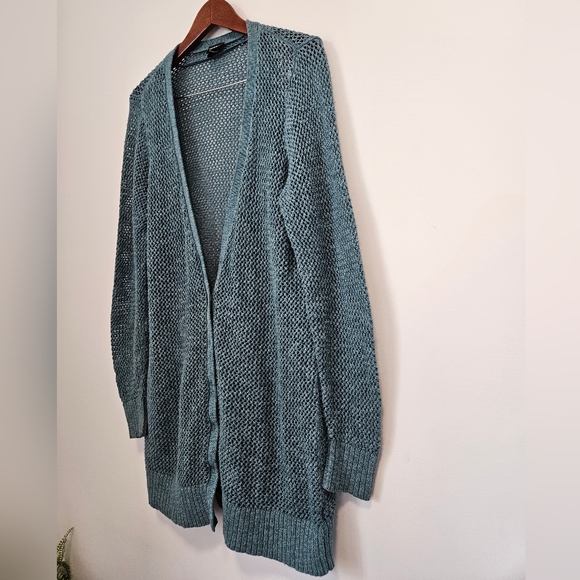 Torrid Lightweight Knit Cardigan - Size US 1X - Picture 2 of 6